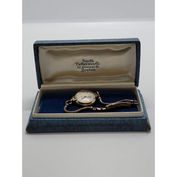 Rare Waltham Premiere Women\'s Vintage 10k Apex RGP Engraved Watch v401-5101 (M) main image 7